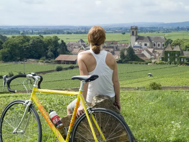 Velo Circuit Voie Des Vignes Pommard Femme Bourgogne
