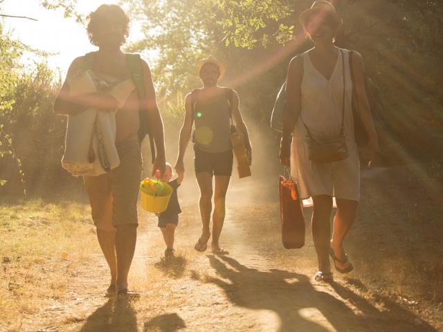 2016-08-15-baignade-riviere-dordogne-vayracmalikaturin-00617.jpg
