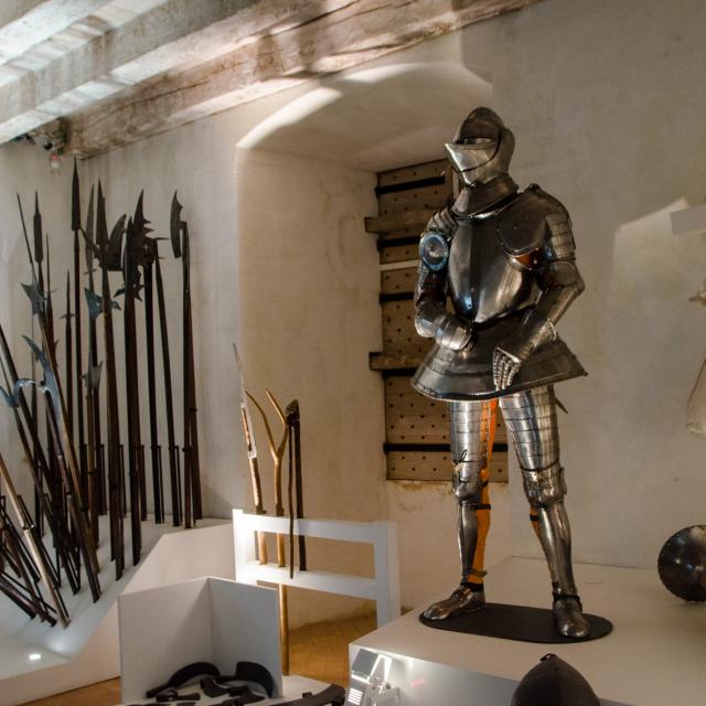 chateau-castelnaud-salle-kr-2-boutry.jpg