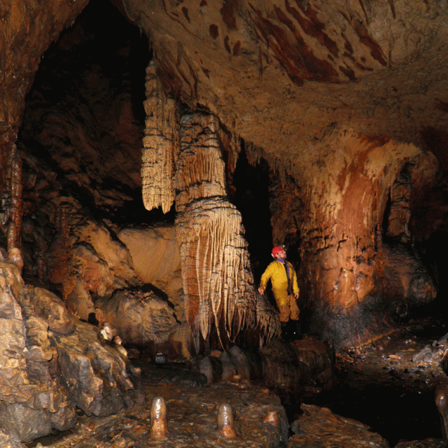speleologie-compagnie-sports-nature.gif