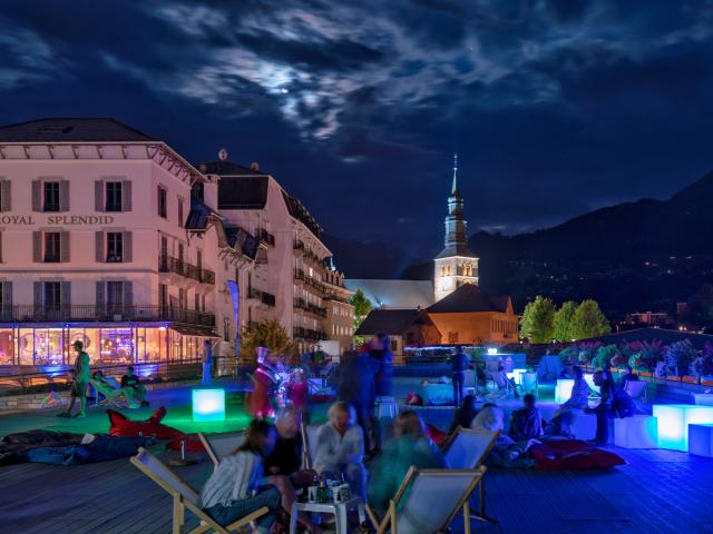 Esplanade Marie Paradis di notte