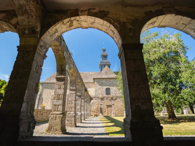 Abbazia di Tronchet Le Tronchet Thibault Poriel 5077 1200px